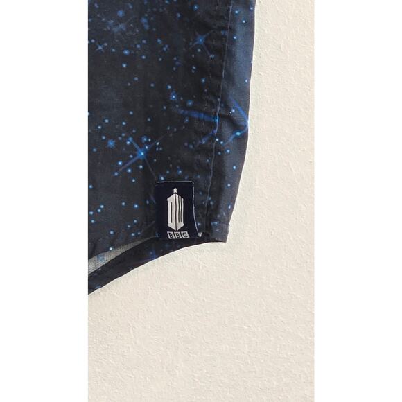 Hot Topic Dr. Who Men's Time Machine Button Down Shirt. Size Small. - Picture 4 of 8